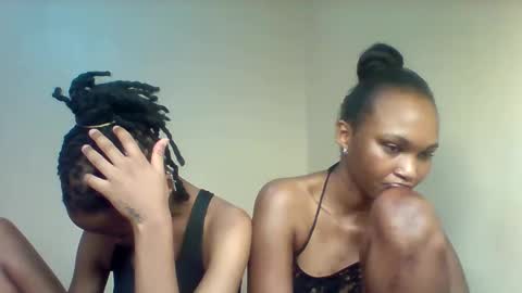 Lil miss online show from November 11, 1:22 pm