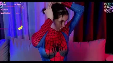 lil_raysss online show from October 22, 7:24 pm