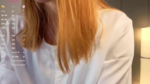Snapshot of lil_redshine chatting on September 12, 7:14 pm Hot exclusive photos 10 for joining to my fanclub online show from September 12, 7:14 pm
