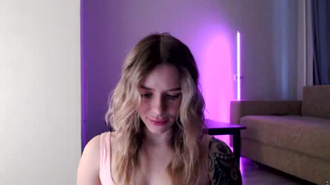 INST Lil happines s online show from January 9, 9:48 am