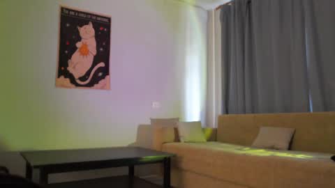 INST Lil happines s online show from April 27, 8:56 am