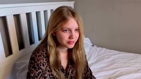 Emma online show from April 27, 7:50 am