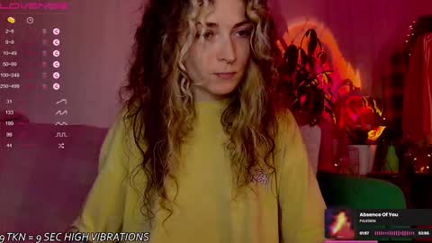 Snapshot of lil_uzi_wet chatting on November 4, 9:14 pm mills high SOME KIND OF SCHEDULE IS DOWN BELOW online show from November 4, 9:14 pm