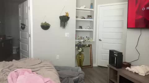 Snapshot of lila_davidson chatting on January 17, 5:51 pm lila_davidson online show from January 17, 5:51 pm