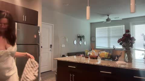 Snapshot of lila_davidson chatting on October 9, 5:22 pm lila_davidson online show from October 9, 5:22 pm