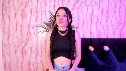 Snapshot of lila_elliot chatting on January 13, 7:42 pm Lila online show from January 13, 7:42 pm