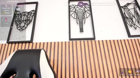 Snapshot of lila_elliot chatting on January 23, 11:15 pm Lila online show from January 23, 11:15 pm