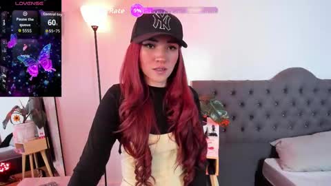 Snapshot of lila_elliot chatting on September 29, 7:51 pm Lila online show from September 29, 7:51 pm