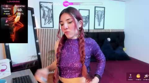 Snapshot of lila_elliot chatting on October 7, 7:55 pm Lila online show from October 7, 7:55 pm