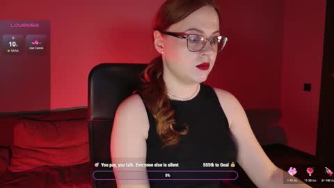 lila_pitt online show from March 3, 6:19 am