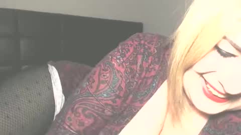 lila online show from March 9, 6:12 pm