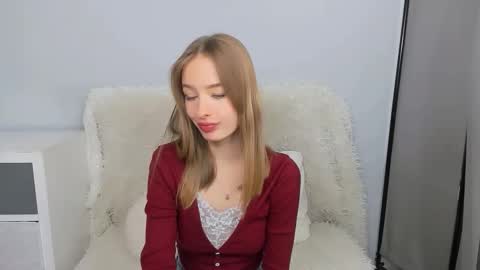 Snapshot of liladesire chatting on November 26, 5:58 pm LiliaDesire online show from November 26, 5:58 pm