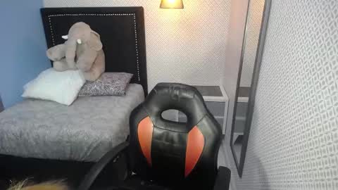 Snapshot of lilafave chatting on March 3, 7:06 pm Dove online show from March 3, 7:06 pm