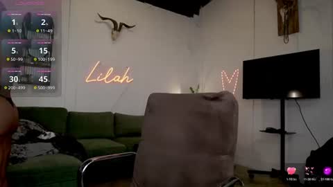 Snapshot of lilah_fit chatting on July 7, 10:03 pm Lilah Fit online show from July 7, 10:03 pm