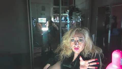 LilaniLoverx online show from January 18, 6:12 pm