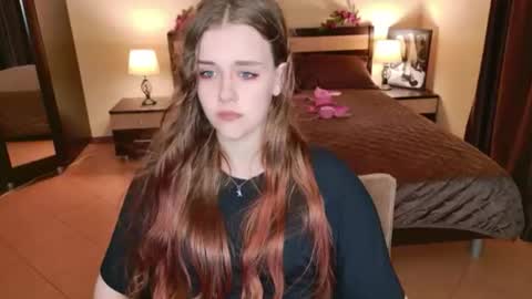 LilaSparkling online show from July 23, 3:21 pm