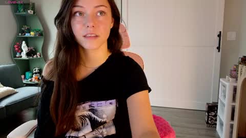 Snapshot of lilbbyily1 chatting on June 26, 5:28 pm Libby online show from June 26, 5:28 pm