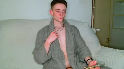 Snapshot of lilbearxxxx chatting on May 19, 12:05 am lilbearxxxx online show from May 19, 12:05 am