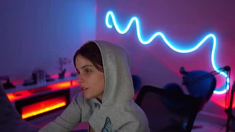 Rebecca online show from February 7, 6:28 am