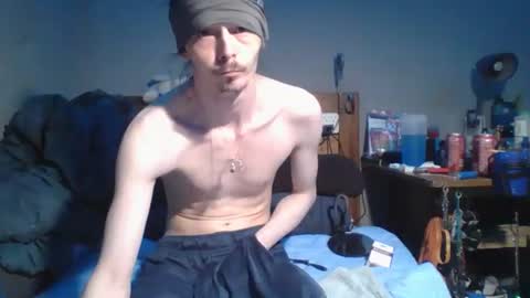 lildman420 online show from April 9, 7:58 am