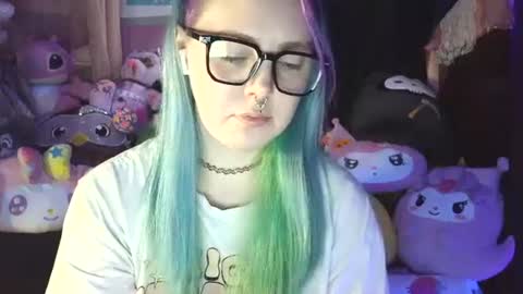 Snapshot of lilemmy1999 chatting on February 26, 1:30 pm emily ryanson online show from February 26, 1:30 pm