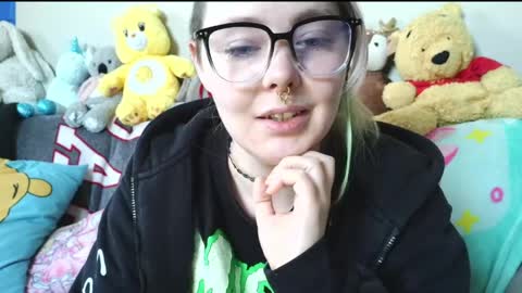 emily ryanson online show from April 8, 10:10 pm