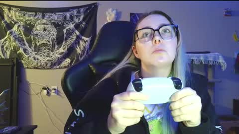 emily ryanson online show from April 21, 1:42 am