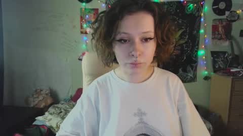 Lil online show from October 18, 11:33 am