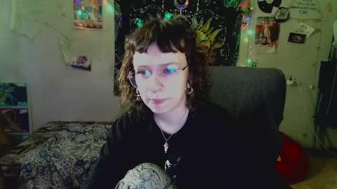 Lil online show from July 21, 11:12 am