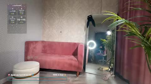 Lili online show from April 21, 12:44 pm