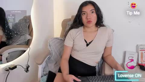 Lili  online show from October 1, 12:44 pm