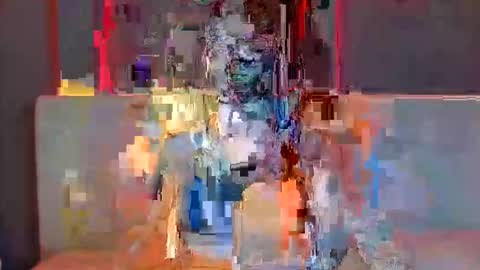 Lili  online show from April 8, 1:11 pm