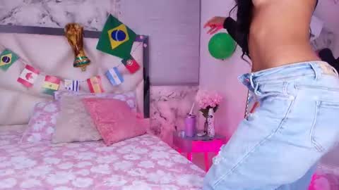 Lily online show from June 20, 11:57 am