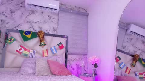 Lily online show from June 23, 11:52 am