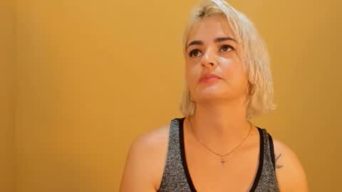 Lili online show from March 4, 11:33 pm