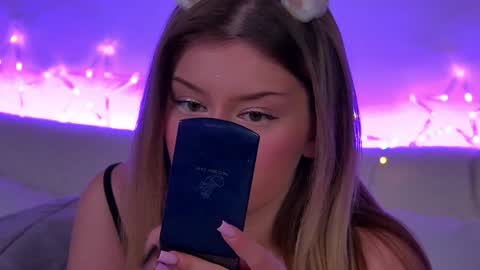 Snapshot of liliabianca chatting on January 13, 12:45 pm Mia online show from January 13, 12:45 pm