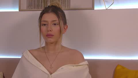 Snapshot of liliabianca chatting on January 27, 12:37 pm Mia online show from January 27, 12:37 pm