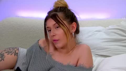 Snapshot of liliabianca chatting on March 3, 4:14 pm Mia online show from March 3, 4:14 pm