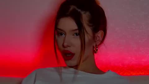 Snapshot of liliabianca chatting on March 4, 9:29 am Mia online show from March 4, 9:29 am