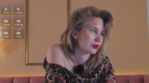 Snapshot of lilianadaniels chatting on July 23, 1:41 am Lilian online show from July 23, 1:41 am