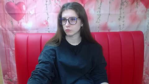 lilianashine online show from March 7, 5:59 am