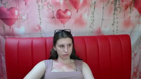 lilianashine online show from April 23, 12:29 pm