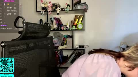 Lilian online show from April 3, 7:28 am