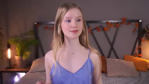 Lilian online show from November 24, 12:49 pm