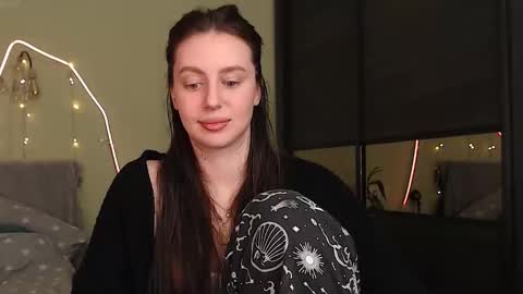 Snapshot of liliatlu chatting on October 11, 8:51 pm Lilu online show from October 11, 8:51 pm