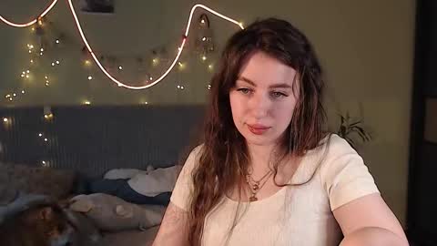 Snapshot of liliatlu chatting on November 7, 10:37 am Lilu online show from November 7, 10:37 am