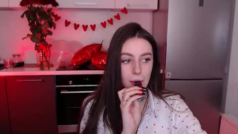 Lilu online show from February 15, 9:11 pm