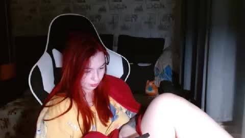 liliawoolf online show from March 2, 5:01 am