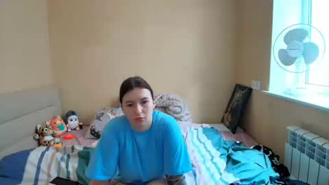 liliawoolf online show from October 11, 8:13 am