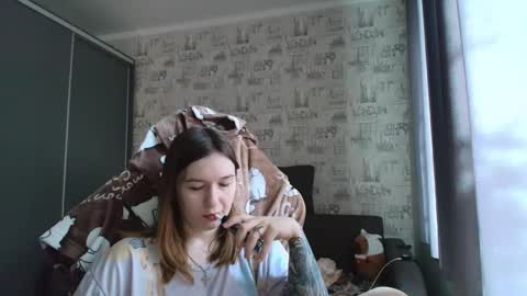 liliawoolf online show from February 24, 8:56 am